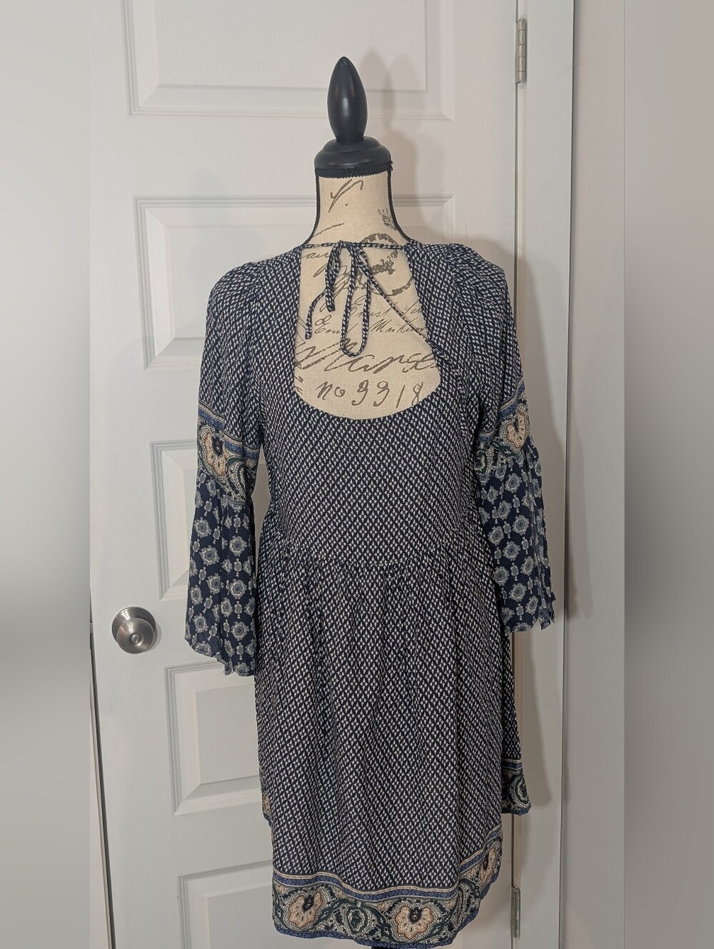 Umgee Navy Printed Boho Front - Tie Long Sleeve Dress Size M - Picture 1 of 8